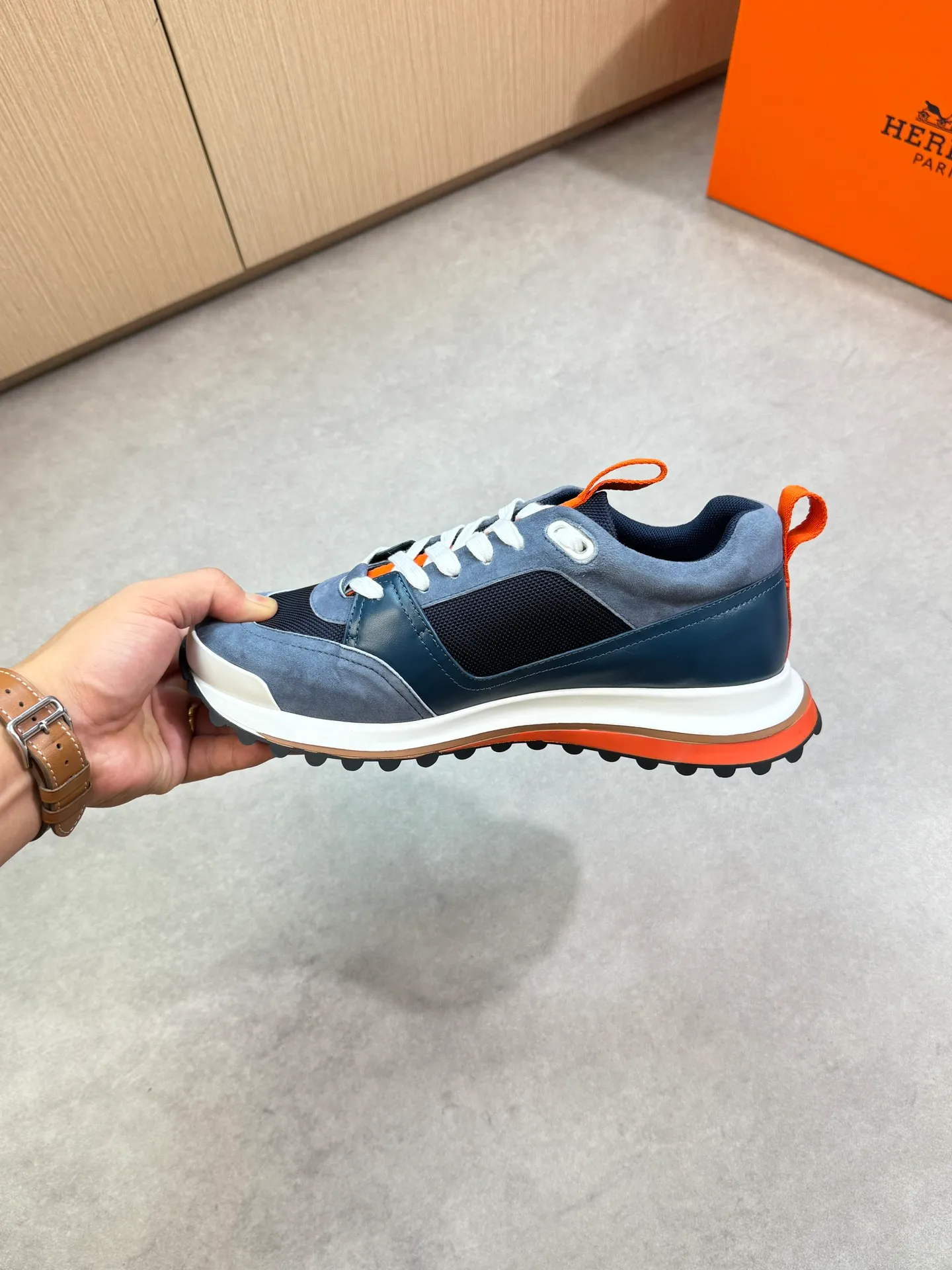Men's shoes 💰700 [HERMES] Hermès - High-end quality original order·Casual sports shoes - Upper: 🔝Nappa calfskin, suede sheepskin leather, brand high mercerized canvas, tongue. Heel. Brand logo webbing - Inner: brand canvas, foot pad; water-dyed cowhide - Outsole: ultra-light T men's shoes 💰U foam·rubber; two-color molded outsole -Ultra-high quality control·Fine workmanship: highlighted (high-end·nobility·grade) -Size: 39-44 (38, 45, can be customized)·0118